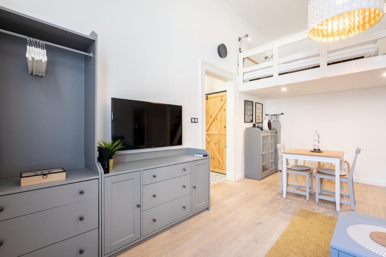 Youth Motive Studio With Gallery Budapest Extérieur photo