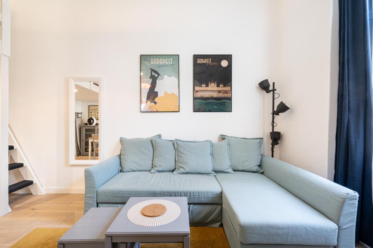 Youth Motive Studio With Gallery Budapest Extérieur photo