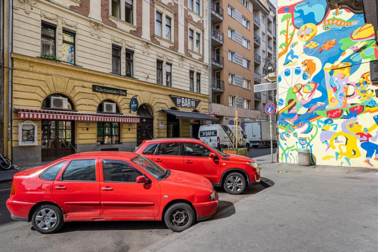 Youth Motive Studio With Gallery Budapest Extérieur photo
